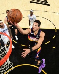 开云-持续低效！布克不擅逆风球 太阳3比2仍不保险？