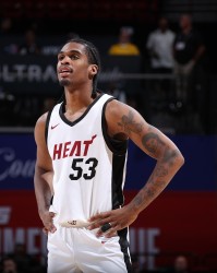 NBA场均6.5分！记者：前火箭&amp;热火球员克里斯托弗自宣加盟深圳