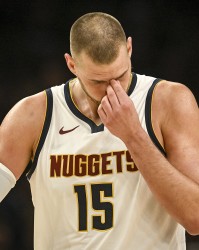 开云体育网址-打不动戈贝尔！约基奇22中8拿到24分15板9助3断1帽 最后被驱逐