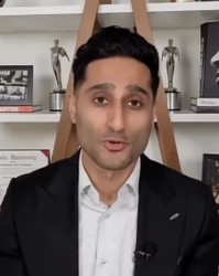 开云体育网址-虚惊一场！Shams：赛后约基奇已在更衣室找回了自己的内裤