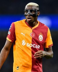 开云-法媒：拜仁有意奥斯梅恩，巴黎和沙特方面则各有顾虑或受挫