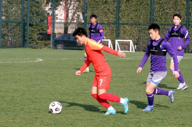 1646016187398025934.jpg tj.jpg