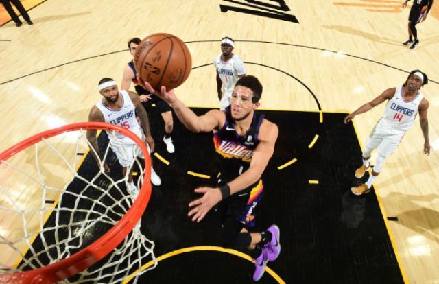 1624945271758083665.jpg 0.jpg